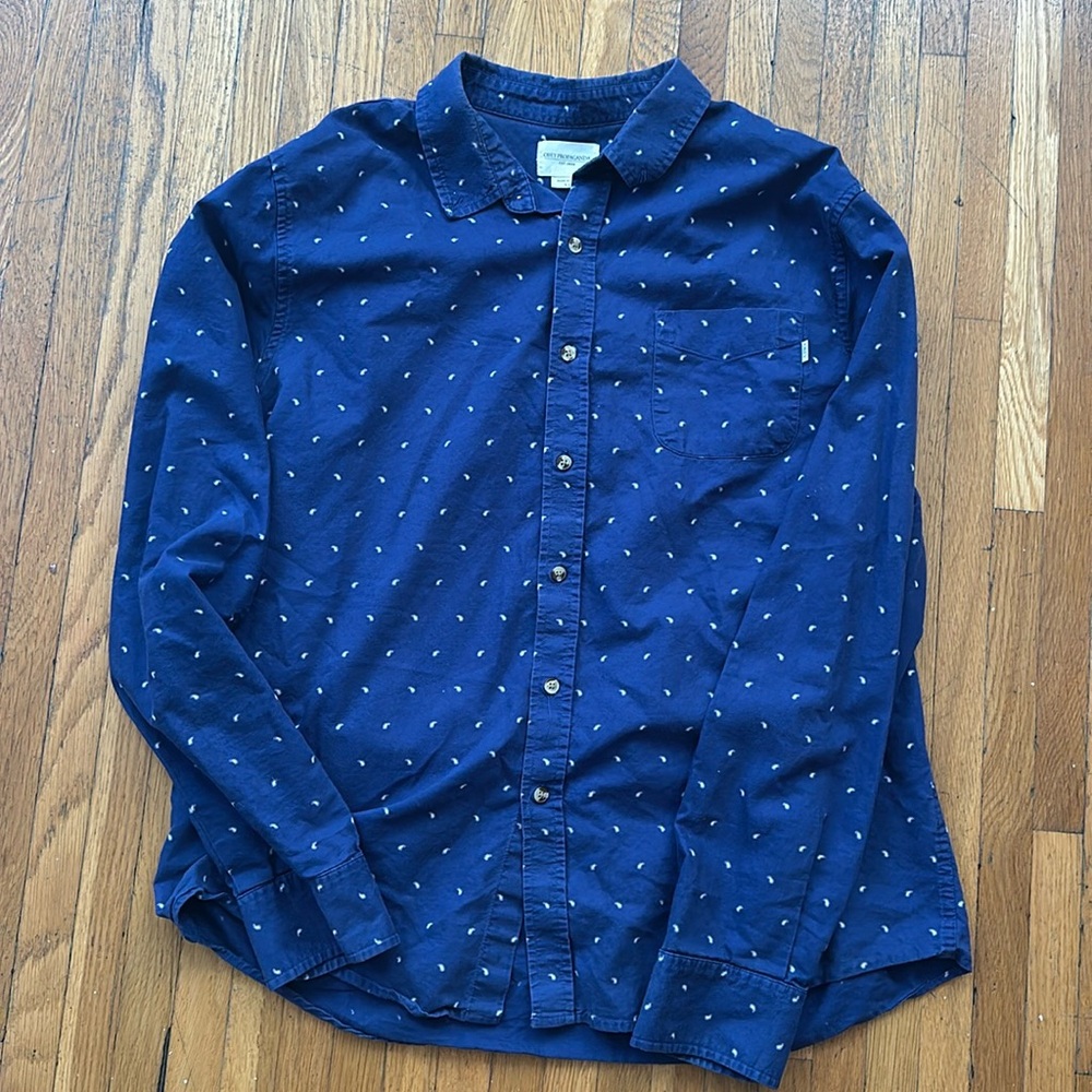OBEY PROPAGANDA Long Sleeve Button Down with Paisley, Size XL